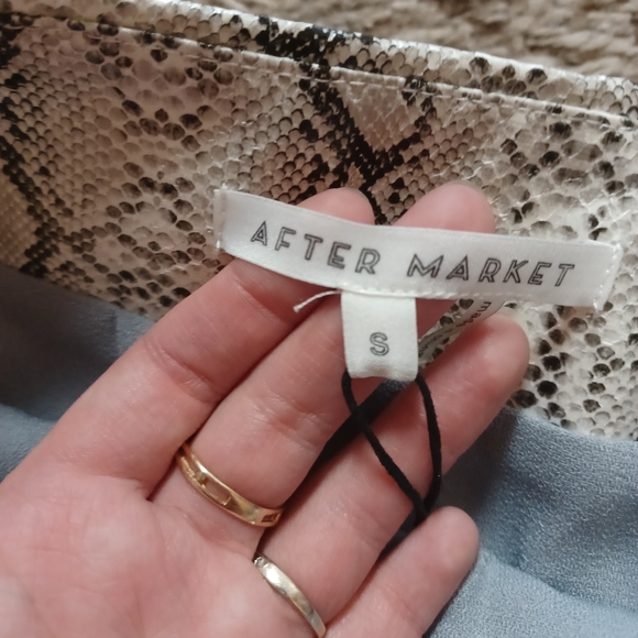 Snakeskin print skirt - Picture 4 of 8